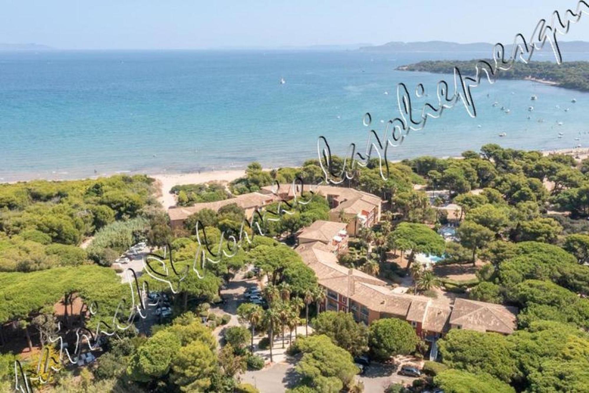 Magnifique Parc De La Presqu'Ile Avec Piscine Et Plage Face A Porquerolles ! Йер Экстерьер фото