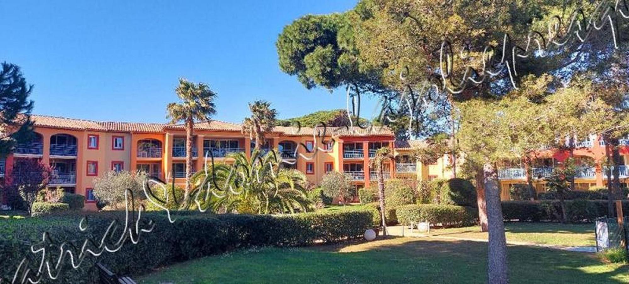 Magnifique Parc De La Presqu'Ile Avec Piscine Et Plage Face A Porquerolles ! Йер Экстерьер фото